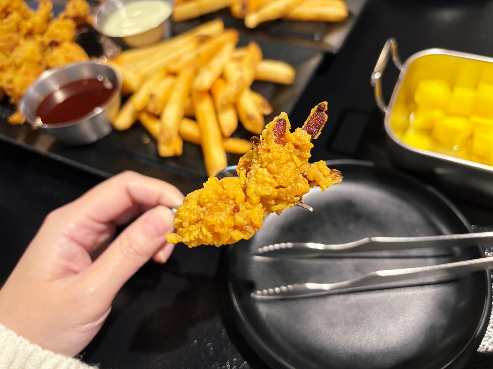 2026年首爾弘大「PURADAK CHICKEN」炸雞界的PRADA,IU代言!! - 第7張圖 2026年首爾弘大「PURADAK CHICKEN」炸雞界的PRADA,IU代言!!