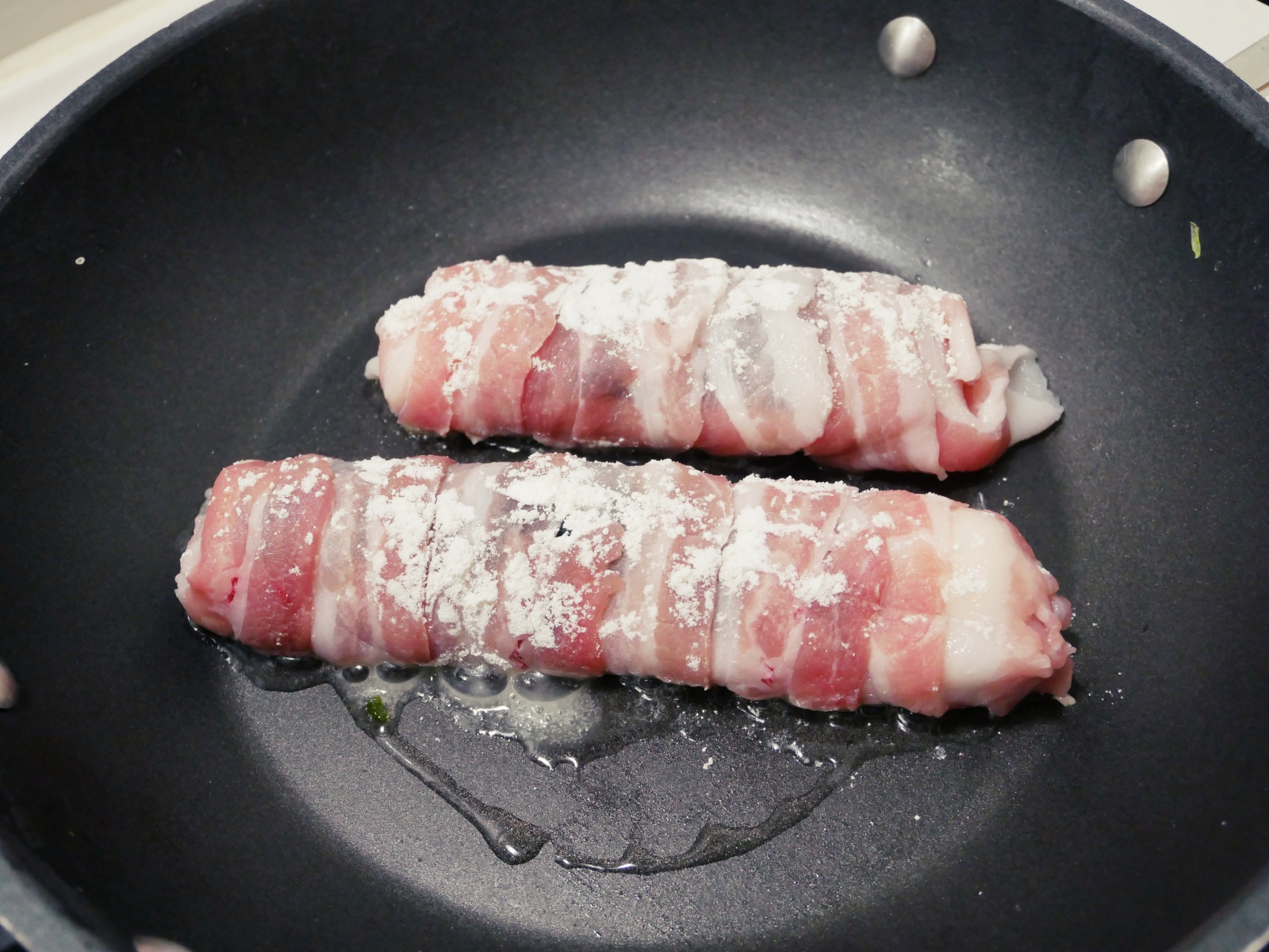 [My Little Kitchen] 捲一捲「起士豬肉海苔捲」小孩好喜歡♡