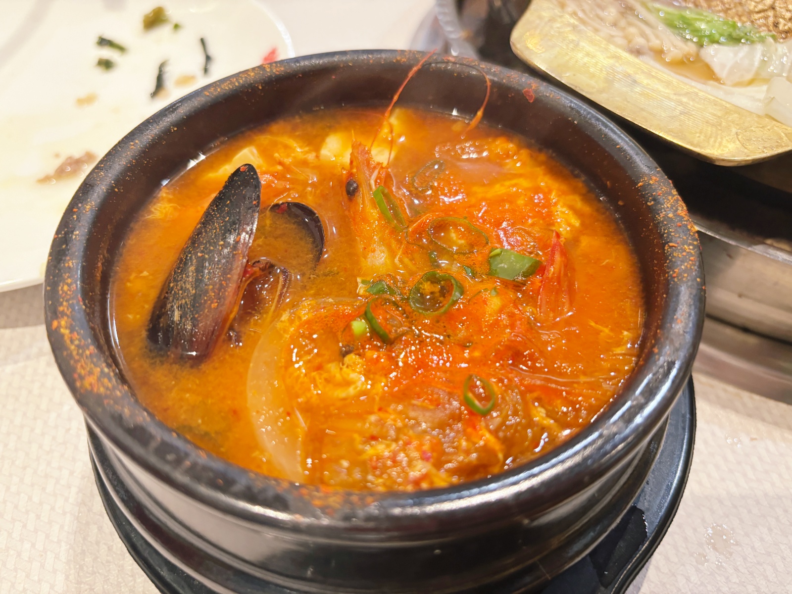 高雄義享「韓屋村精緻銅盤烤肉」多款人氣韓食吃到飽。 - 第20張圖 高雄義享「韓屋村精緻銅盤烤肉」多款人氣韓食吃到飽。