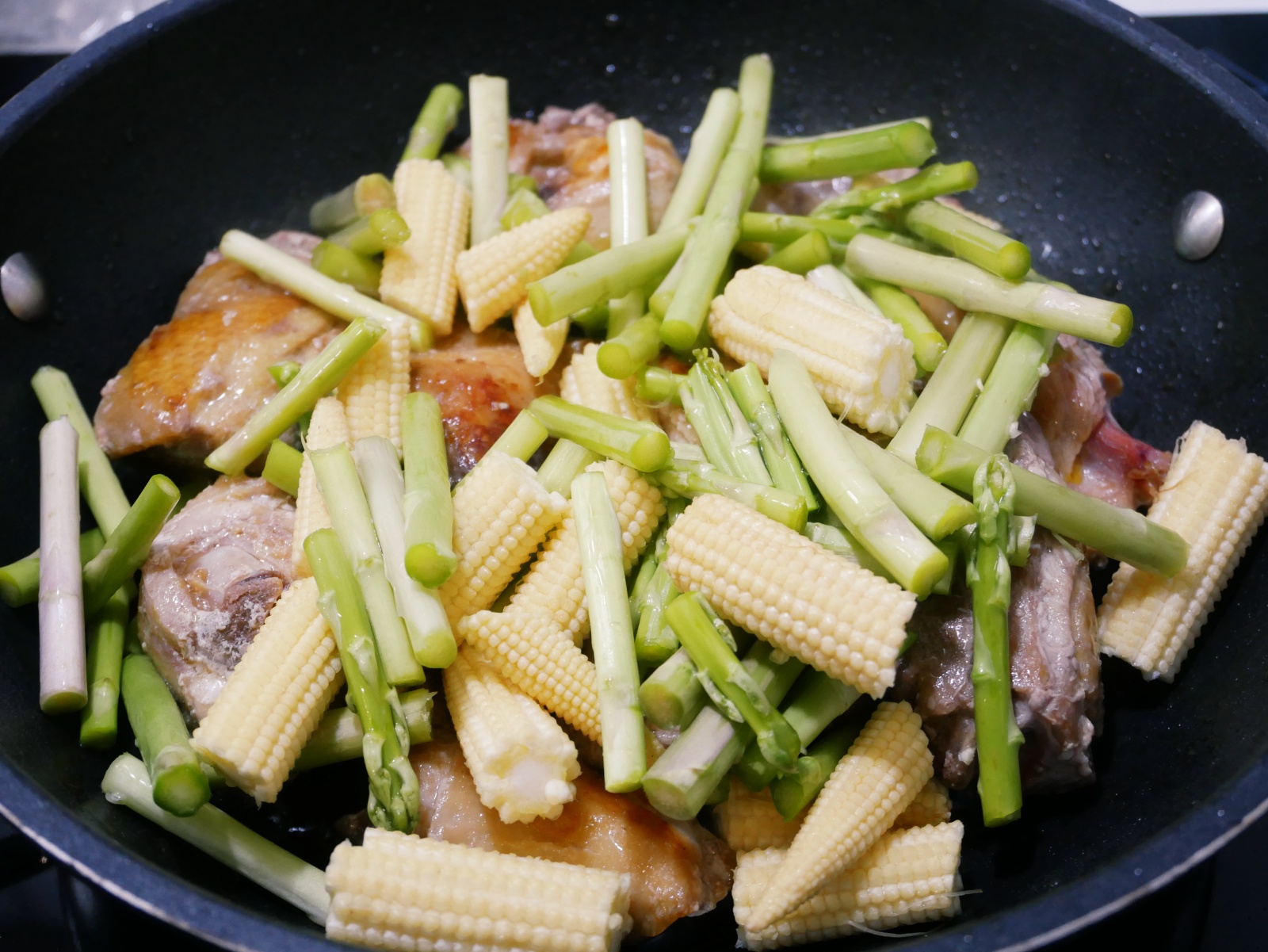 [My Little Kitchen] 零失敗「味噌雞肉炒時蔬」一鍋鮮、好下飯。