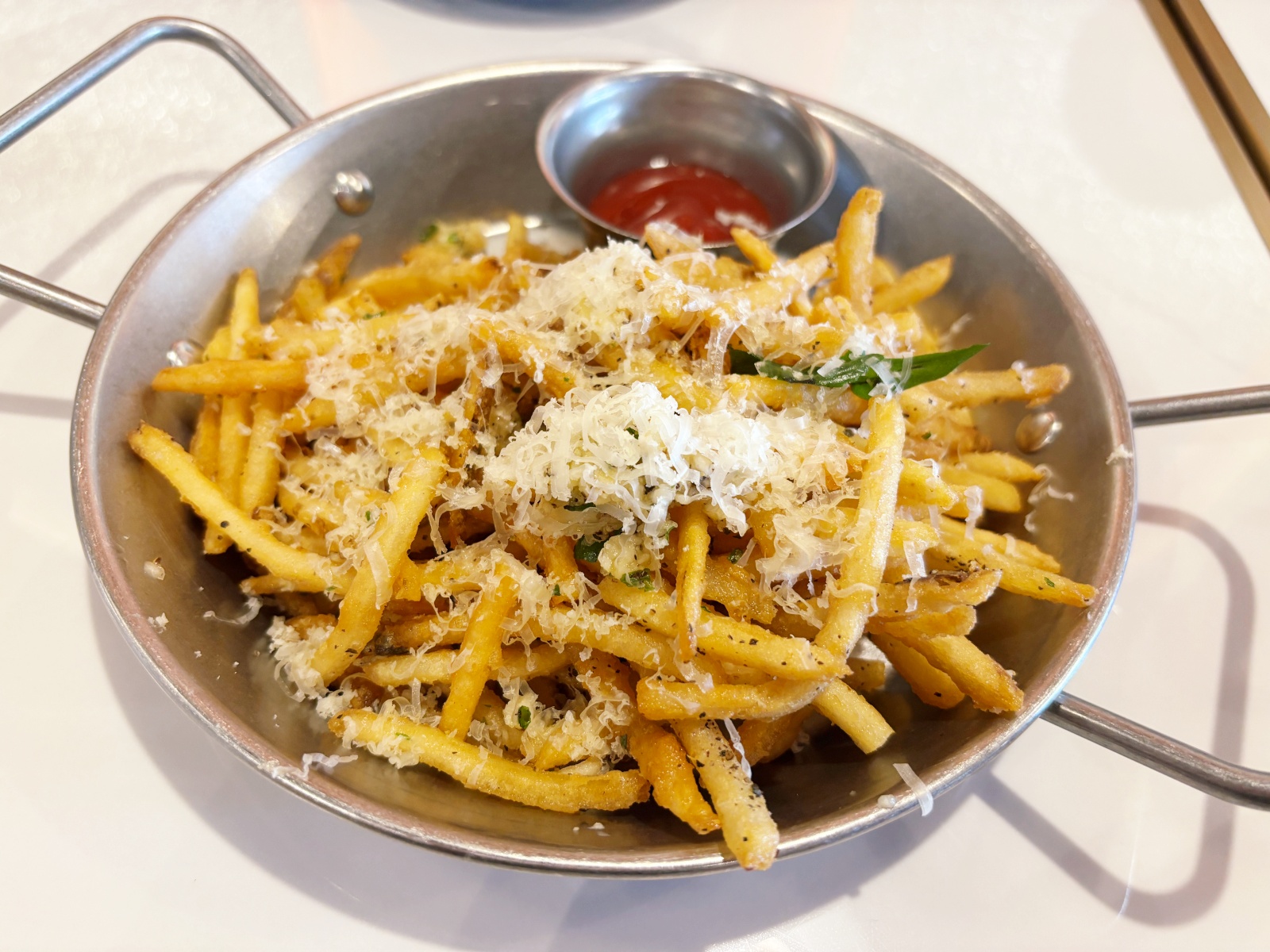 高雄巨蛋「PASTAIO」主打手工義大利麵。 - 第6張圖 高雄巨蛋「PASTAIO」主打手工義大利麵。