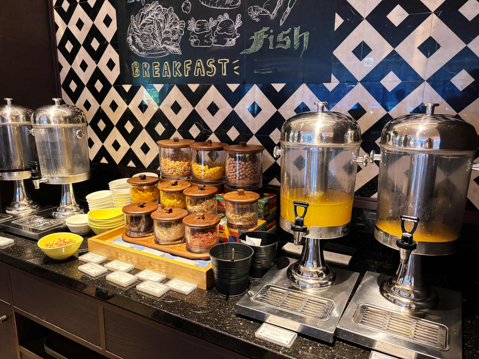 高雄中央公園「英迪格酒店」景觀浴缸、夢幻落地窗!! - 第26張圖 高雄中央公園「英迪格酒店」景觀浴缸、夢幻落地窗!!