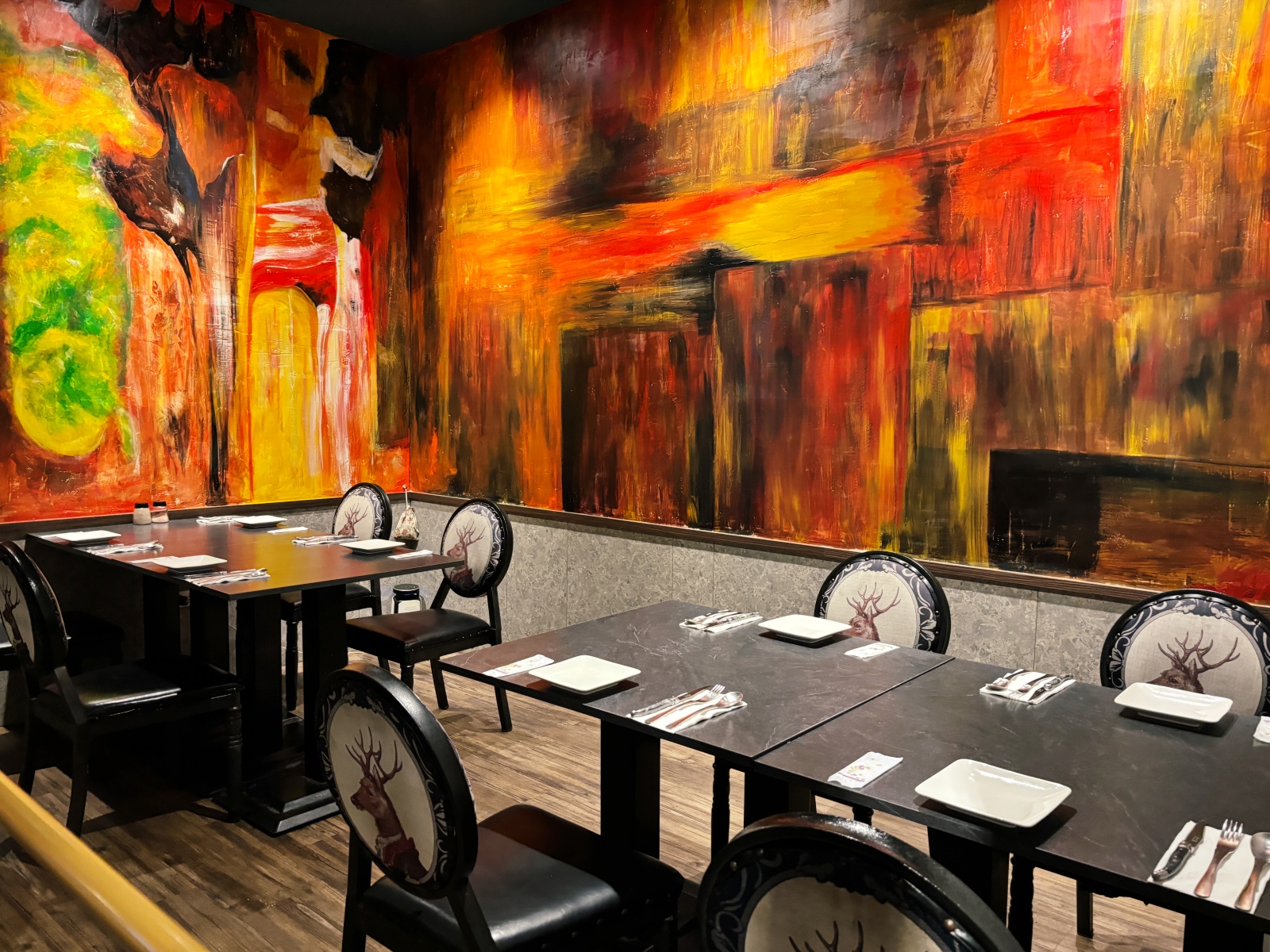 高雄巨蛋「著火的牛阿根廷烤肉」牛排吃到飽，大滿足！！