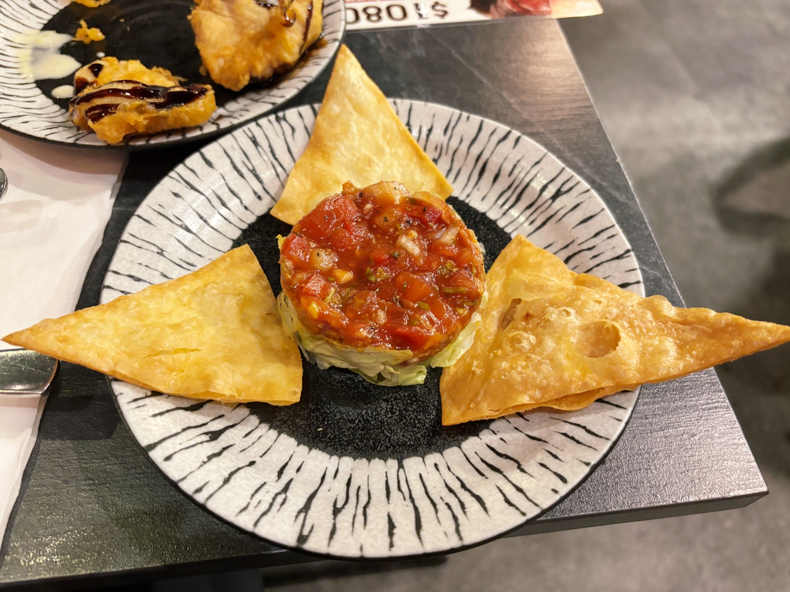 高雄巨蛋「著火的牛阿根廷烤肉」牛排吃到飽，大滿足！！