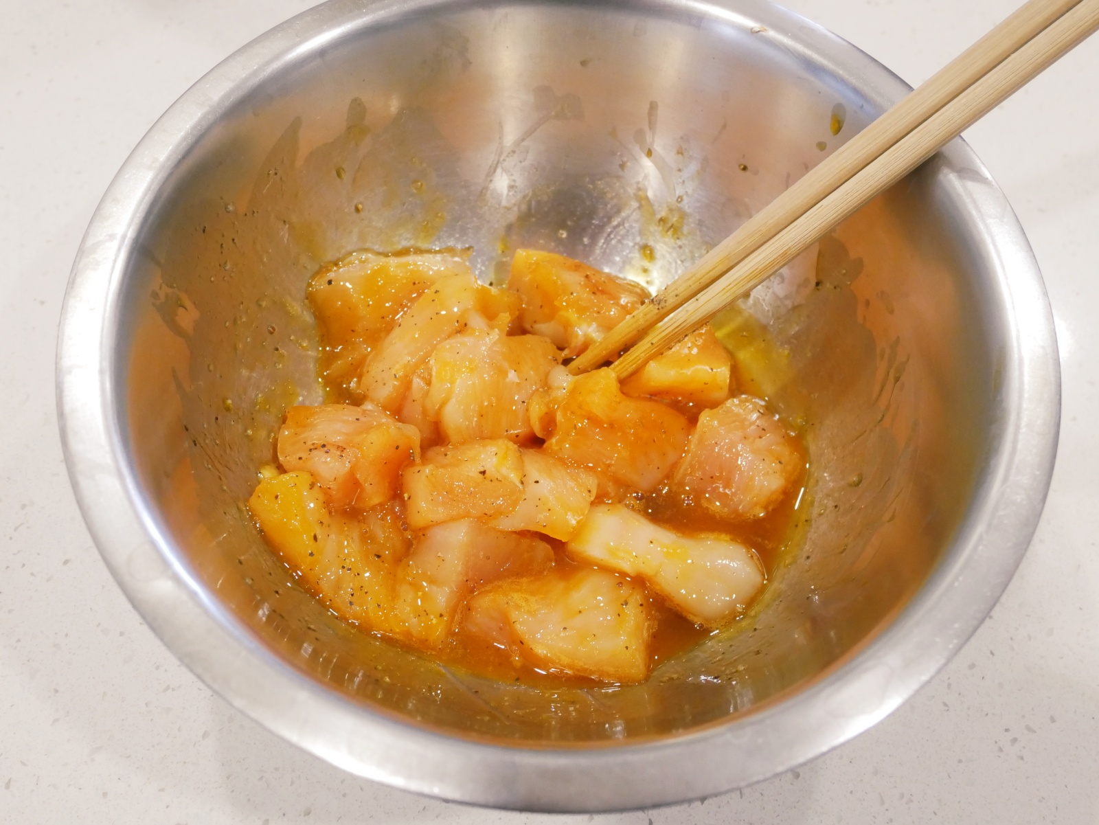[My Little Kitchen] 平底鍋「檸檬蜜汁雞塊」酸甜多汁又鮮嫩！！