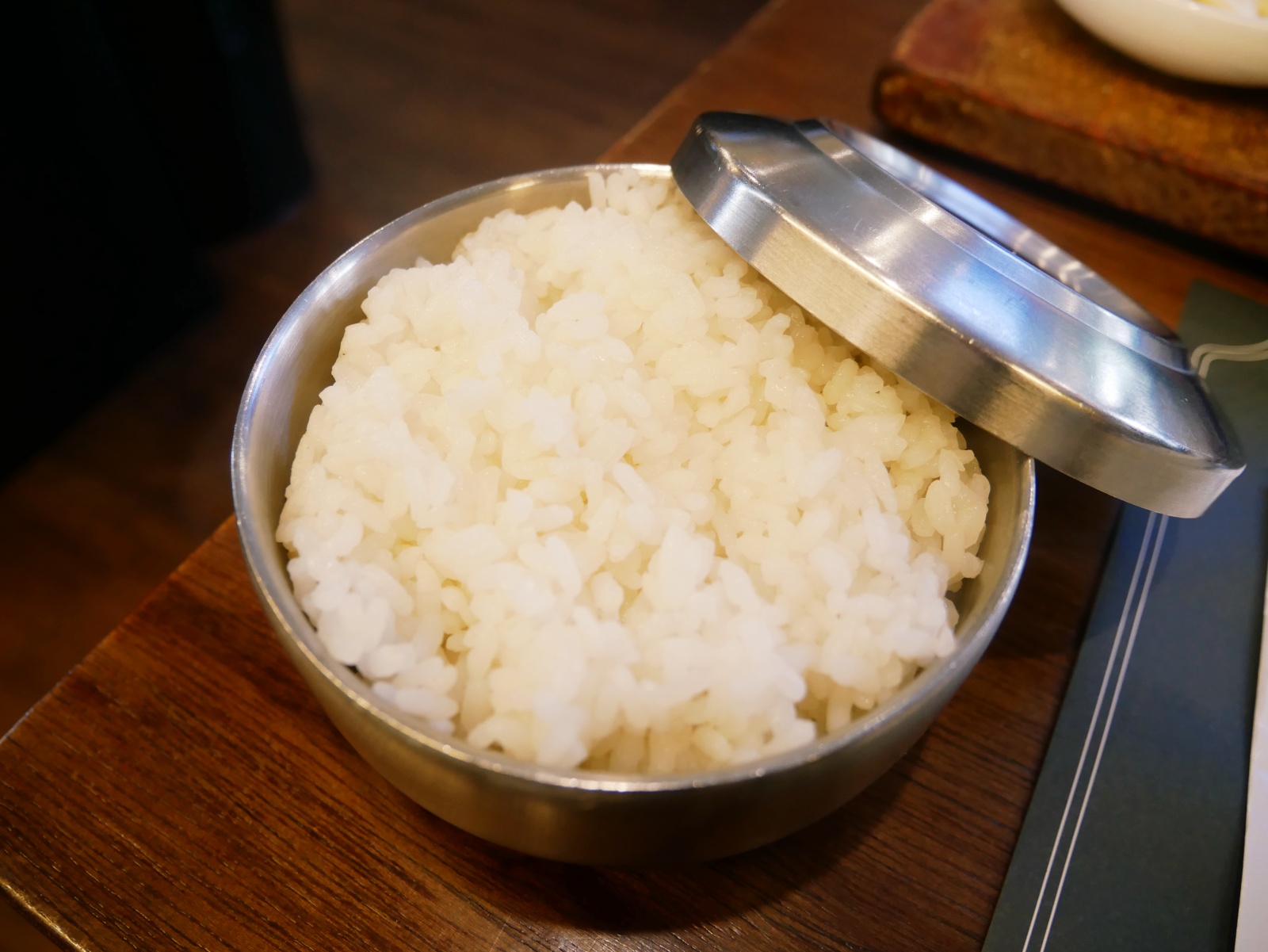 2026年首爾東大門區「신솔돈Sinsoldon烤肉店」大推烤豬皮，超好吃！！